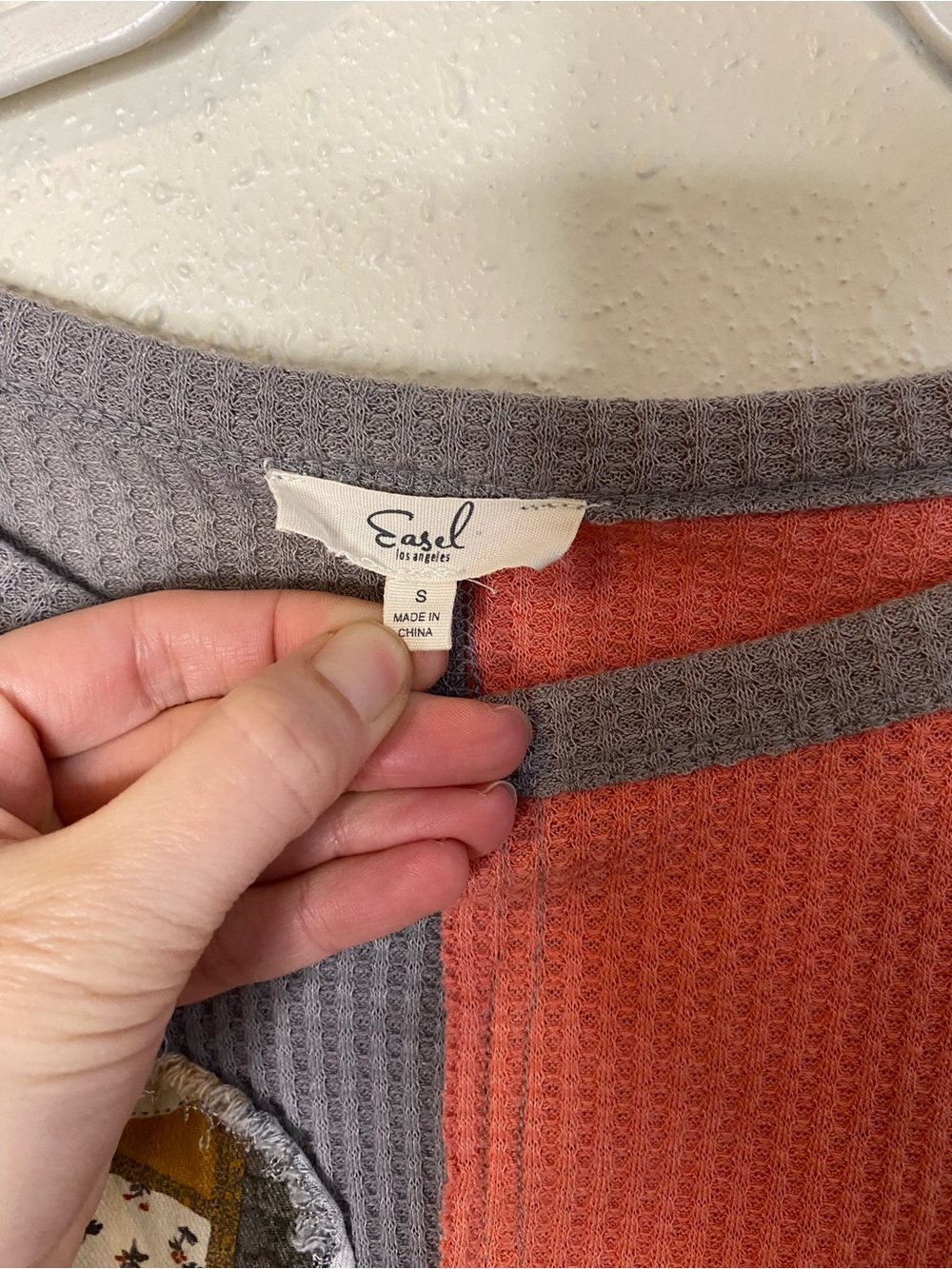 easel Coral and Gray Waffle Knit Patchwork Thermal Long Sleeve Top - Picture 3 of 6